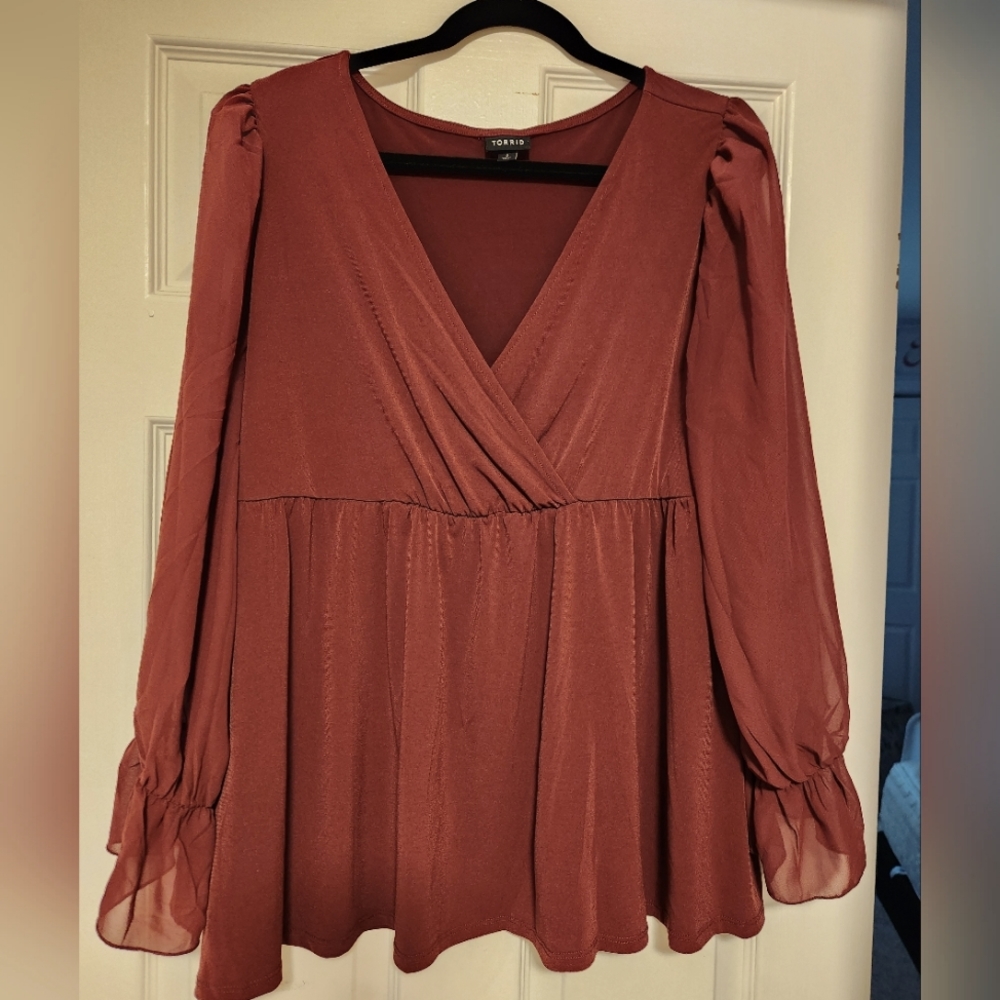 BABYDOLL STUDIO KNIT CHIFFON SLEEVES SURPLICE TOP